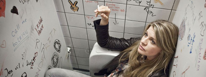 Fol&shy;ke&shy;sko&shy;led&shy;ra&shy;ma skåret ud i pap