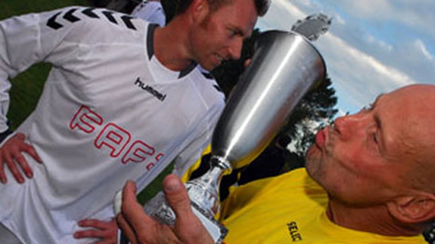 Filmdanmark trækker i fodboldtøjet