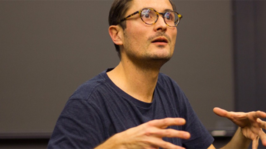 Michael Noer: Jeg instruerer med ørerne