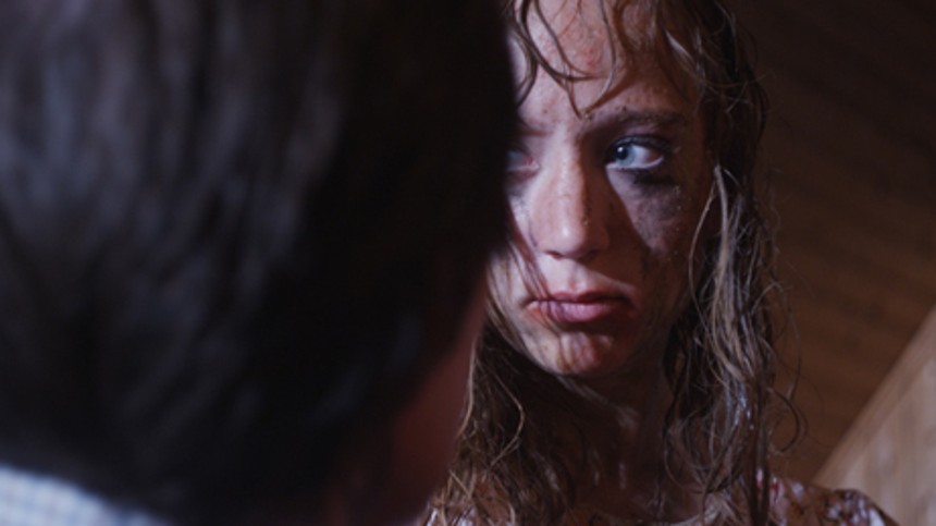 Tronstolen vakler under Ladyboy