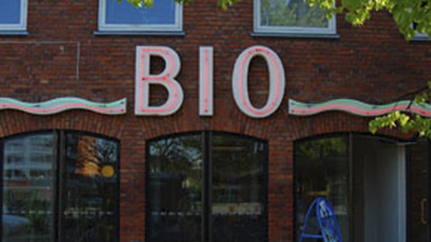 Udskældt biograflov får bred opbakning