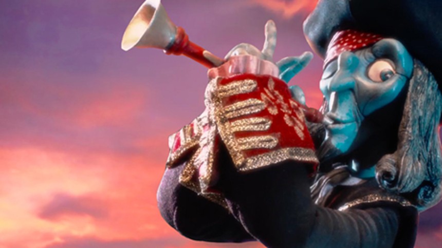 Piraten svinger sig til toppen