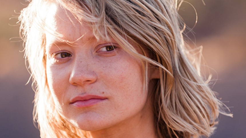 Mia Wasikowska