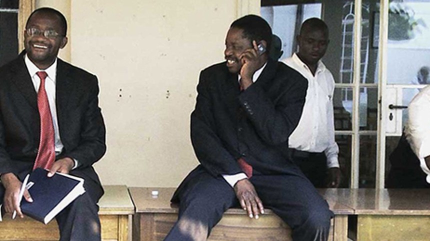 Følg Ekkos stjer&shy;ne&shy;ba&shy;ro&shy;me&shy;ter under Cph:Dox