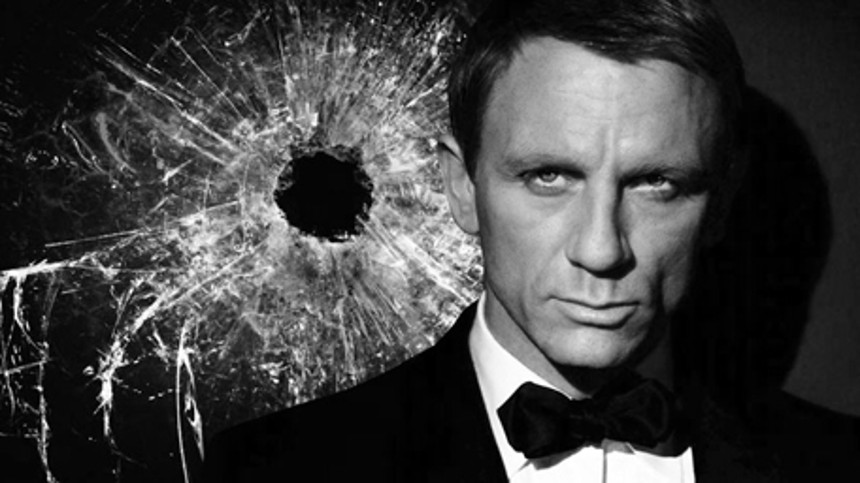 Spectre-​ti&shy;tel&shy;sang får blandet modtagelse