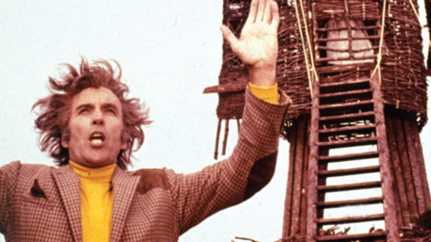 Manden bag stråmanden er død