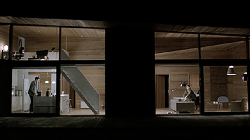 Production de&shy;sign-​ud&shy;dan&shy;nel&shy;sen lukker