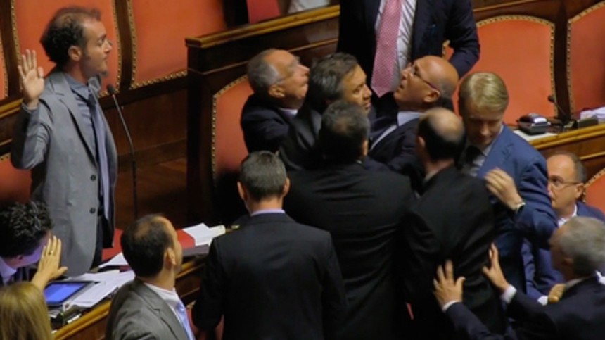 Når folket kommer til magten