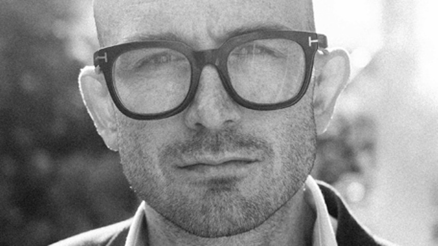 Christoffer Boe instruerer Journal 64