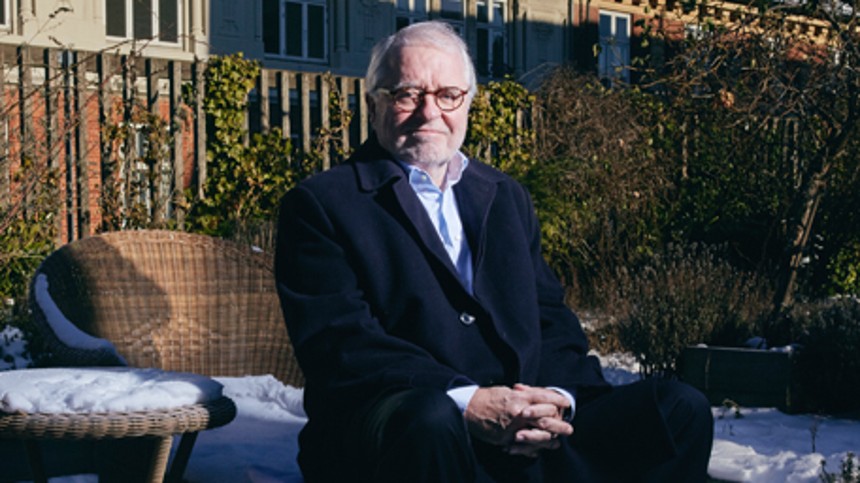 Johan Schlüter tiltalt for svindel