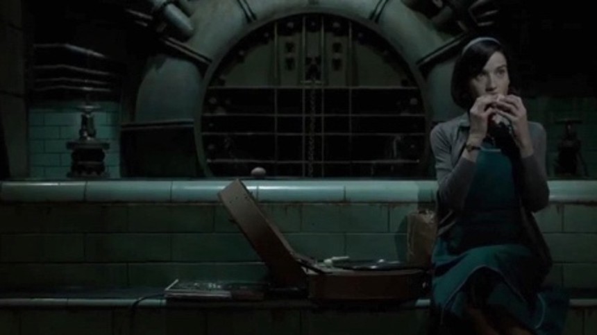 Del Toro drysser romantik over Venedig 