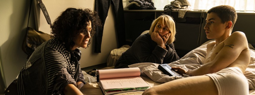 ”Vi skal turde beskrive det svære kvindeliv”