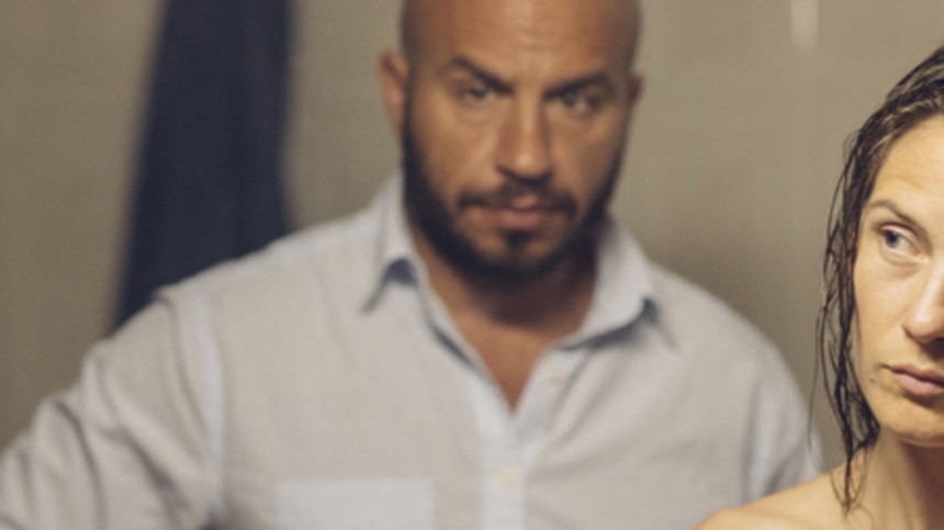 Instruktør undersøger det værst tænkelige