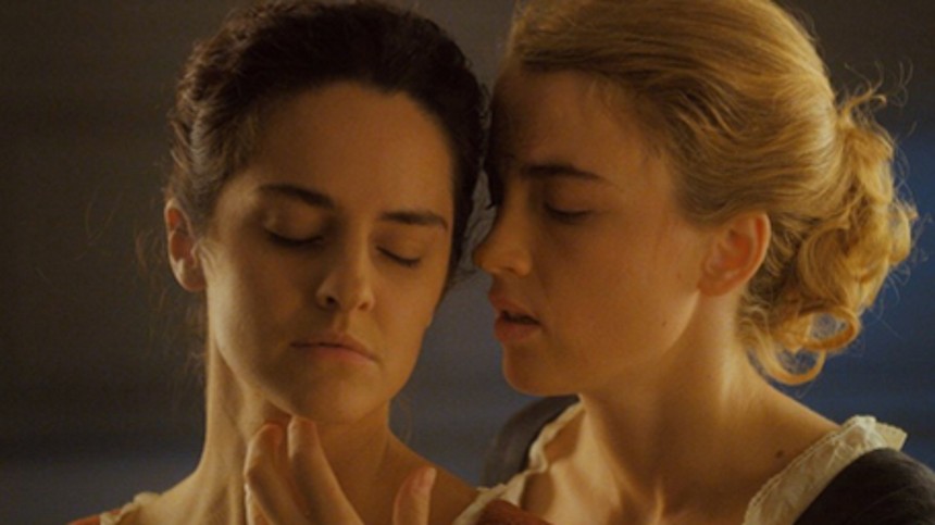 Kvindelig Guld&shy;pal&shy;me&shy;vin&shy;der i svøb