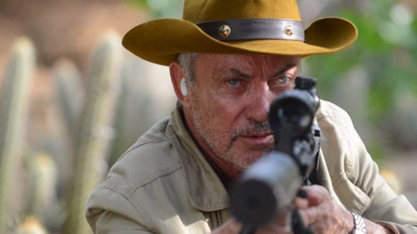 Cannes-vinder bekymret for sit hjemland