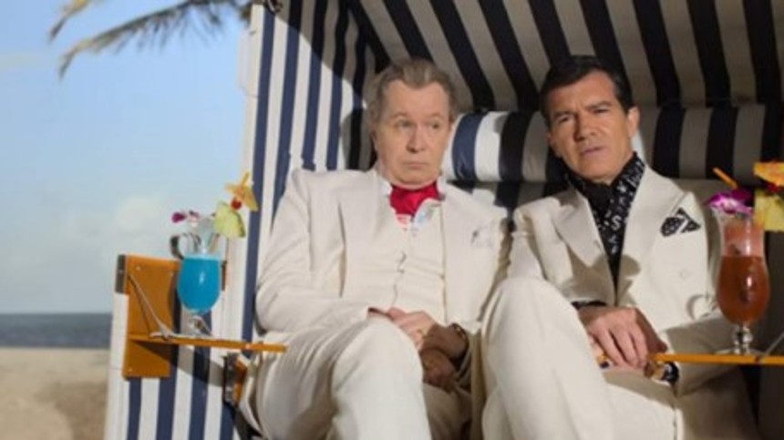 Pa&shy;na&shy;ma-​ad&shy;vo&shy;ka&shy;ter sagsøger Netflix 