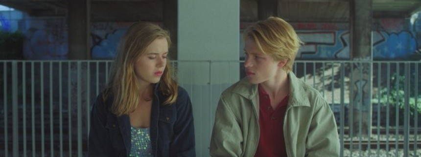 På Tinder-date med brormand