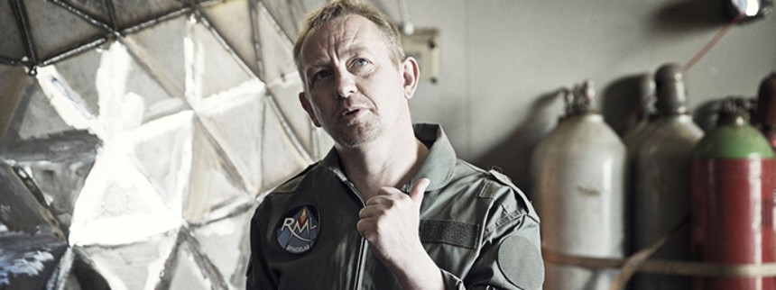 Medvirkende undsiger Peter Mad&shy;sen-​do&shy;ku&shy;men&shy;tar