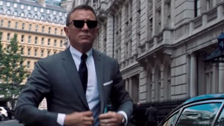 Bond kan blive flyttet til 2021