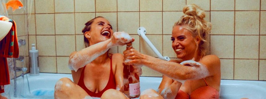 Dog&shy;gysty&shy;le-​ska&shy;ber går til filmen