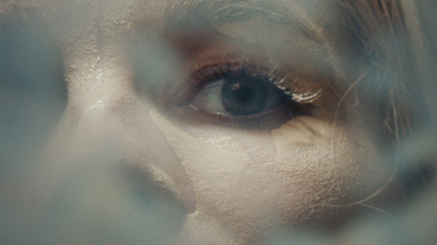 Ar&shy;bejds&shy;plad&shy;sens farlige flirt