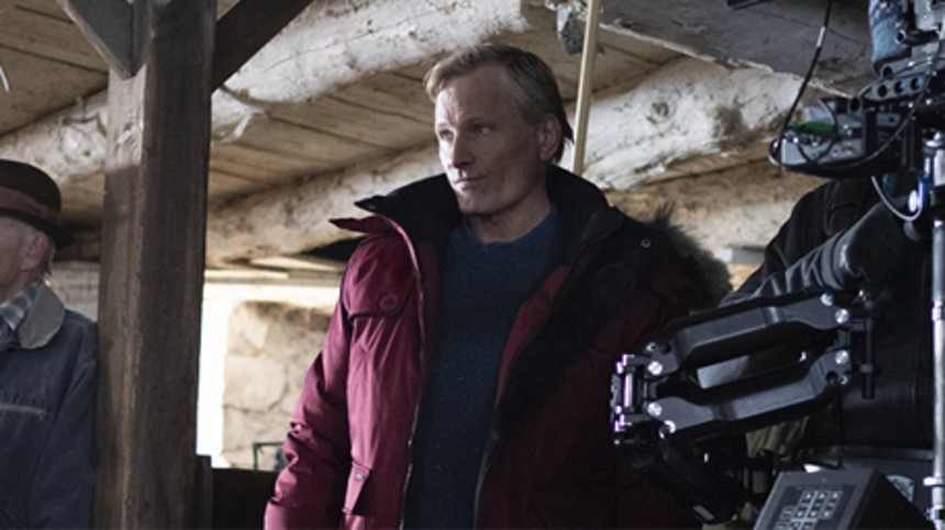 Viggo ville sælge hus for at lave film