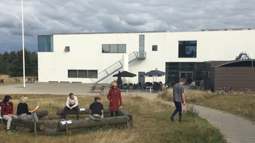 Filmhøjskolen ansatte krænker trods advarsler