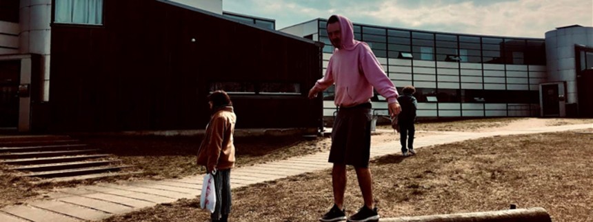 Ellen Riis er ude, Klaus Hansen træder til