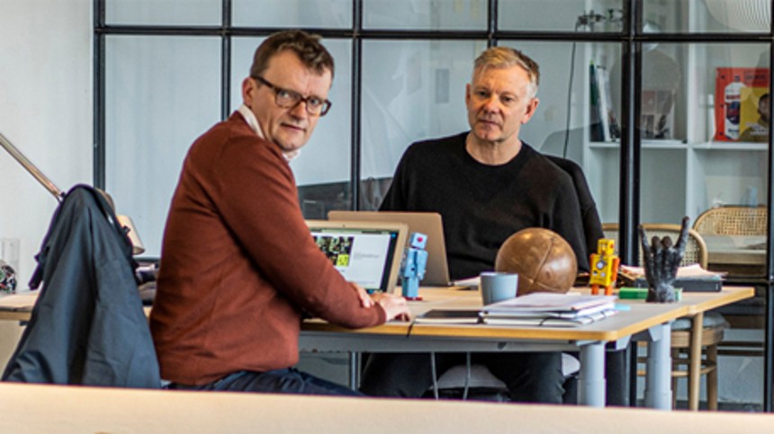 Se scene fra ny sæson af Klovn