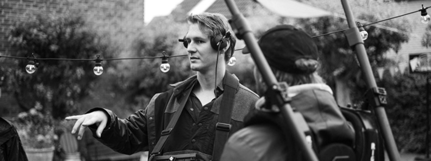 Su&shy;per16-​stor&shy;ta&shy;lent i spil til den lille Oscar