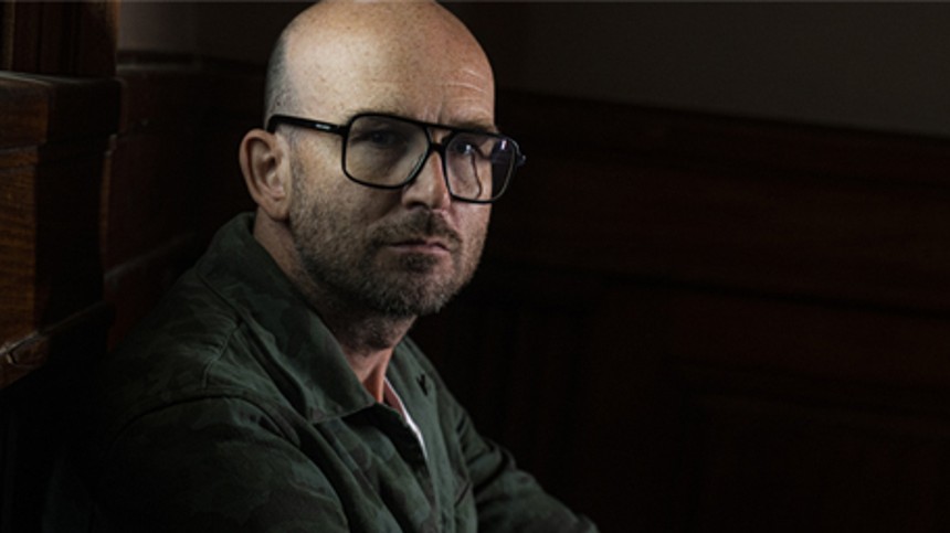 Se&shy;rie-​pu&shy;bli&shy;kum&shy;met elsker at komme på afveje