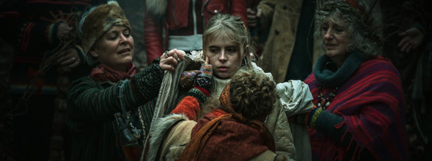 Strea&shy;m&shy;ingtje&shy;ne&shy;ster skal betale for uddannelse