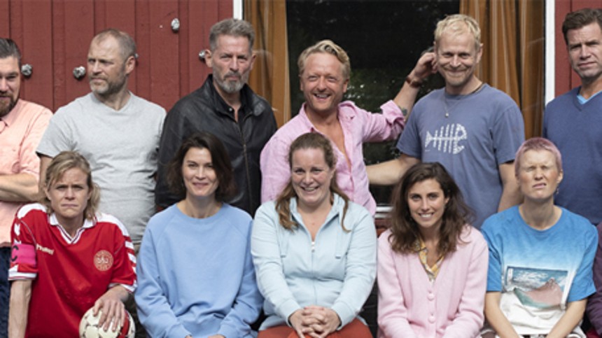 Stjerner samles i for&shy;æl&shy;dre&shy;ko&shy;me&shy;die