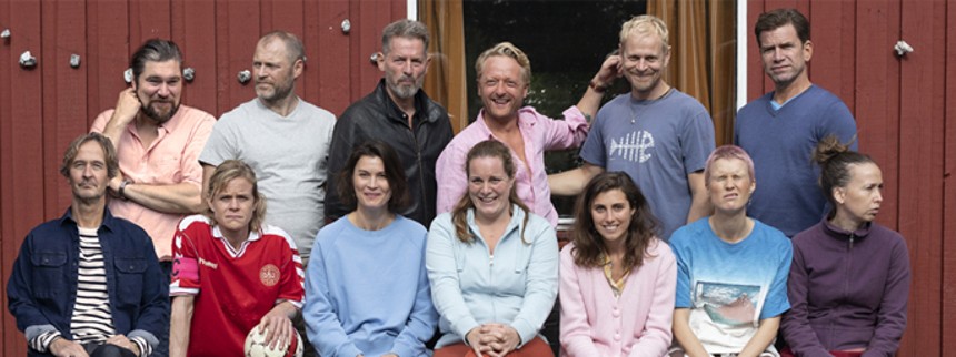 Stjerner samles i for&shy;æl&shy;dre&shy;ko&shy;me&shy;die