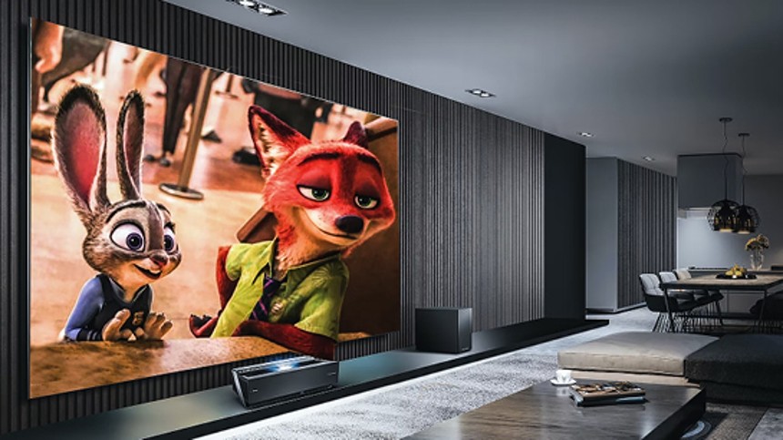 Forkæl kæresten med en aften i hjemmebiograf