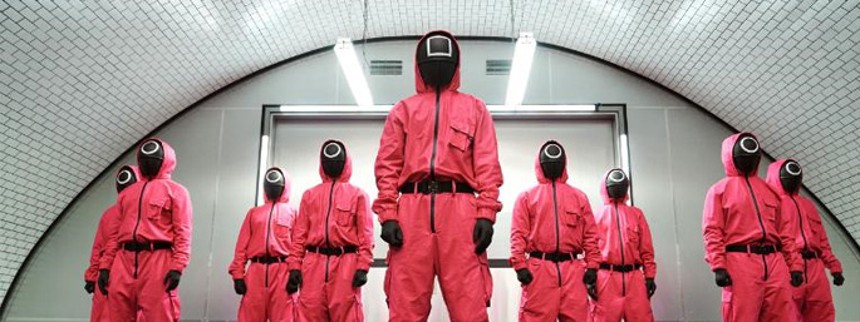 Blodigt Net&shy;flix-​fæ&shy;no&shy;men indtager virkeligheden