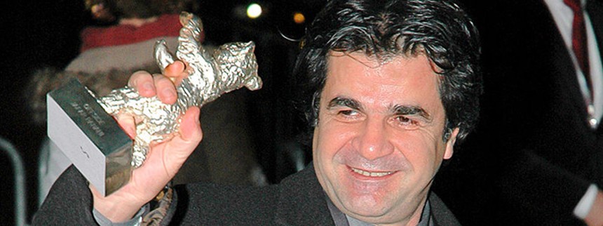 Iran anholder tre af landets førende instruktører