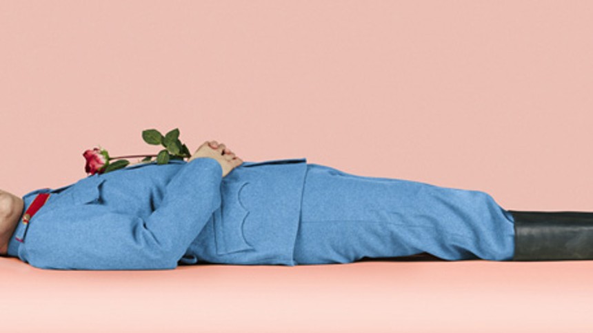 Satiremester vender verdens tilstand