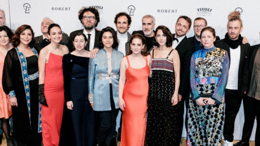 Holy Spider rydder bordet ved Robert-festen