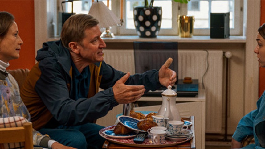 Succesroman er blevet til vild film