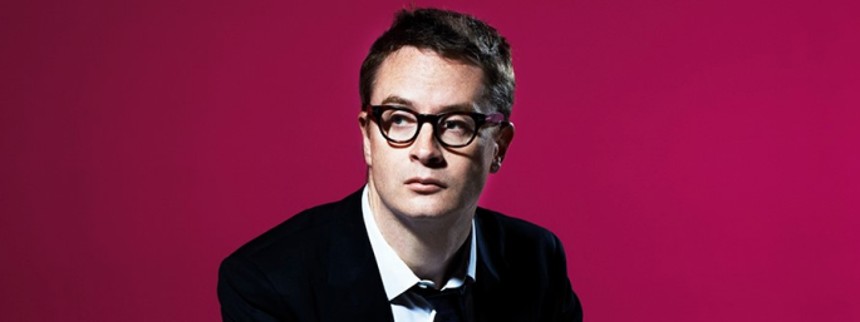Nicolas Winding Refn langer ud efter streaming