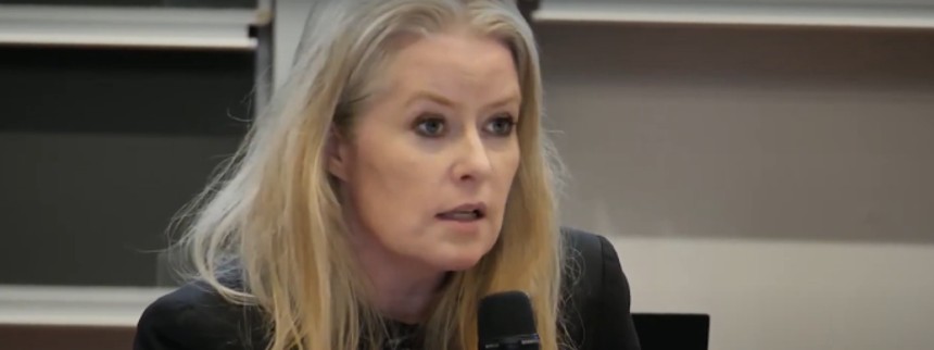 Avis fjerner kritik af Israel-venlig redaktør