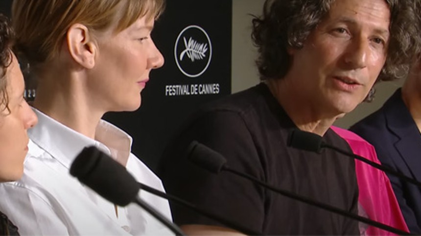 Holocaust skal være skrækind&shy;j&shy;a&shy;gen&shy;de