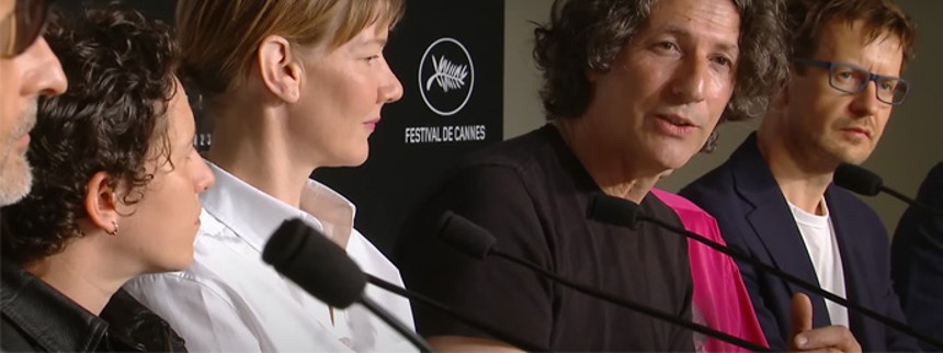 Holocaust skal være skrækind&shy;j&shy;a&shy;gen&shy;de