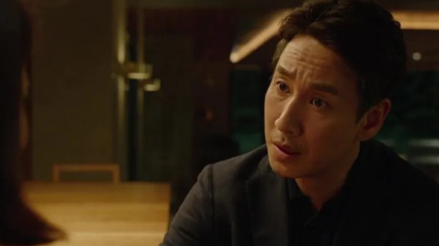 Pa&shy;ra&shy;si&shy;te-​sku&shy;e&shy;spil&shy;ler fundet død