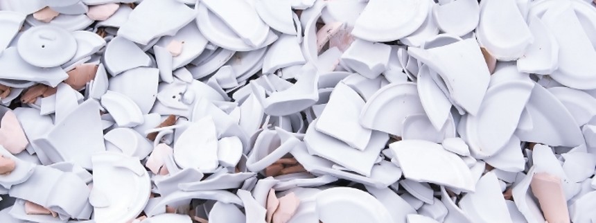 Elefanten i  po&shy;r&shy;ce&shy;læns&shy;bu&shy;tik&shy;ken