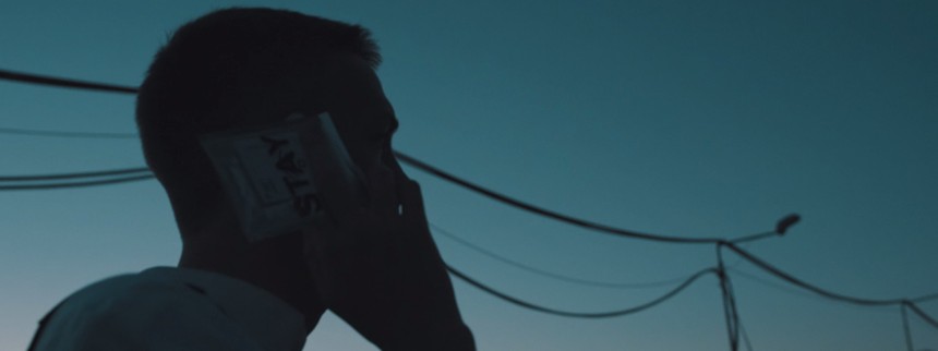 Rød læbestift, blå læber