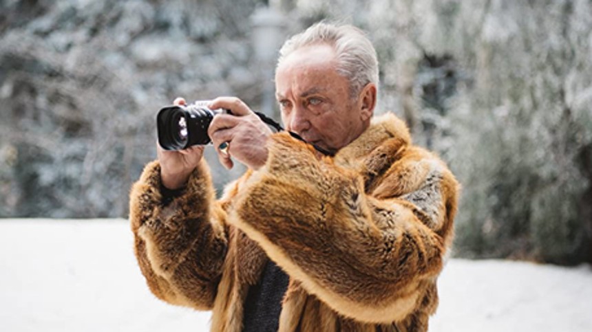 M – en by jager en morder