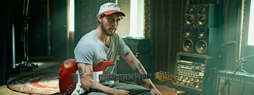 Christopher springer ud som filmstjerne